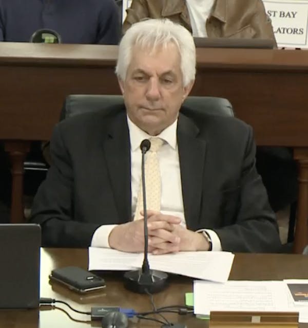 EDITORIAL: Questions for Alviti at State House Washington Bridge Hearing