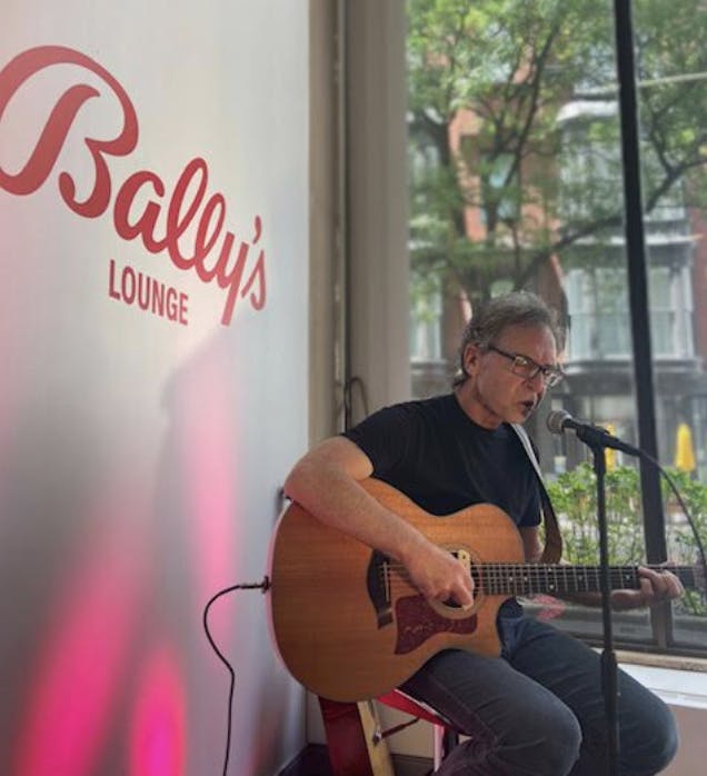 VIDEO: Cutler Helps Launch The Bally’s Lounge at GoLocal